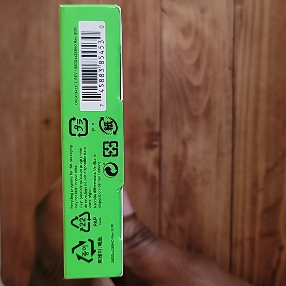 TemperedCurve 2-in-1 Treated Screen Protector + Bumper for Apple Watch Series 8 - Picture 4 of 10